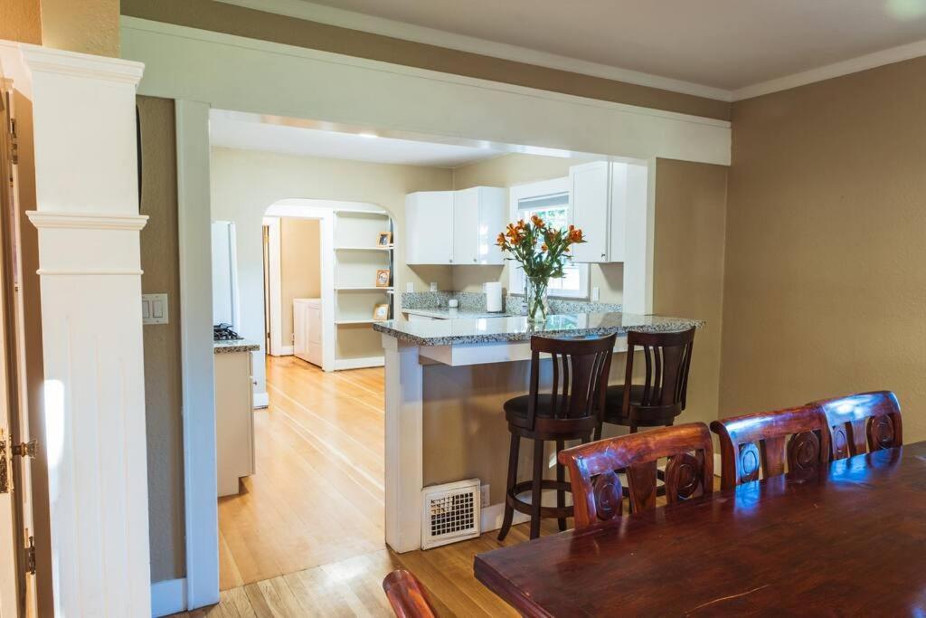 Lovely House Near Downtown, Home Away From Home! Chico Exterior foto